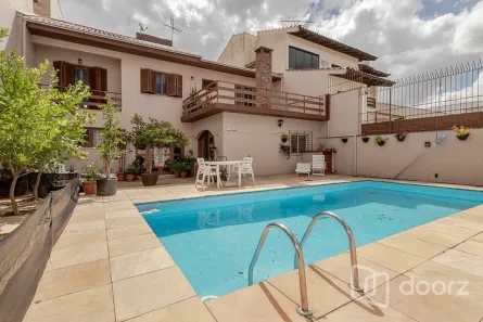 Casa com 3 Quartos à venda, 360m² no Jardim Itu, Porto Alegre