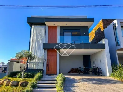 Casa de Condomínio com 3 Quartos à venda, 230m² no Centro, Gravataí