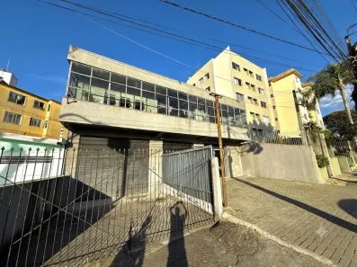 Prédio Comercial com 4 Quartos à venda, 414m² no Portão, Curitiba