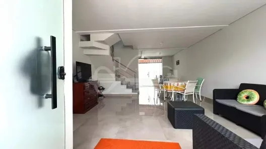 Casa com 3 Quartos para alugar, 149m² no Santa Rosa, Belo Horizonte