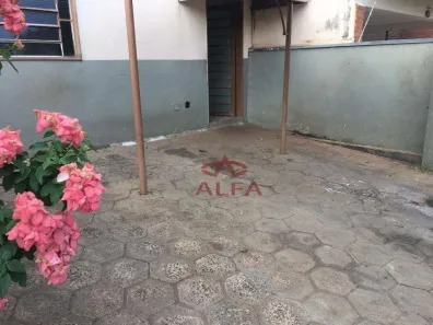 Casa com 2 Quartos para alugar, 80m² no Jardim Soraia, São José do Rio Preto