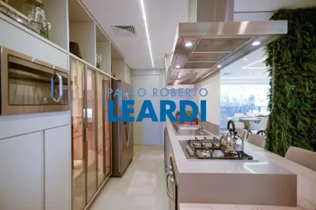 Apartamento com 4 Quartos à venda, 240m² no Green Valley Alphaville, Barueri