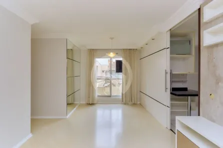 Apartamento com 3 Quartos à venda, 58m² no Cabral, Curitiba