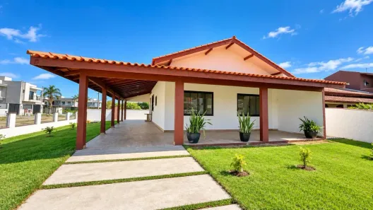 Casa com 2 Quartos à venda, 155m² no Barra do Saí, Itapoá