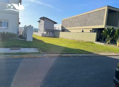 Lote/Terreno à venda, 372m² no Santa Regina, Camboriú
