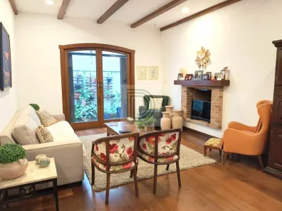 Casa com 4 Quartos para alugar, 189m² no Butantã, São Paulo