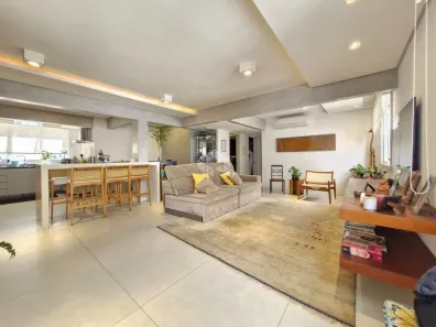 Apartamento com 2 Quartos à venda, 103m² no Moinhos de Vento, Porto Alegre