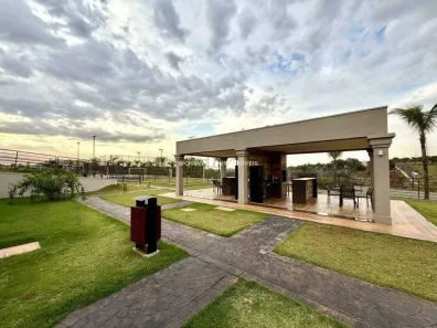 Lote/Terreno à venda, 250m² no Beija-Flor II, Uberaba