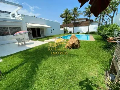 Sobrado com 4 Quartos à venda, 220m² no Jardim Virgínia, Guarujá