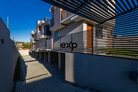Casa de Condomínio com 3 Quartos à venda, 150m² no Tingui, Curitiba