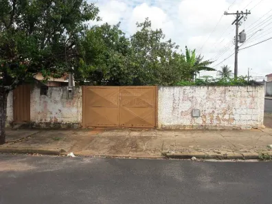 Casa com 1 Quarto à venda, 80m² no Jardim América (Vila Xavier), Araraquara