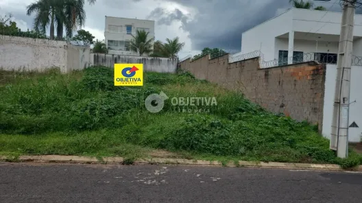Lote/Terreno à venda, 490m² no Jardim Inconfidência, Uberlândia