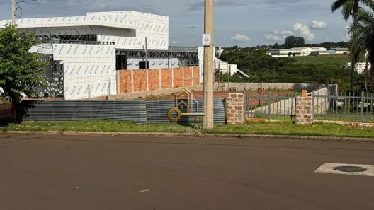 Lote/Terreno à venda, 322m² no Residencial Tivoli, Araraquara