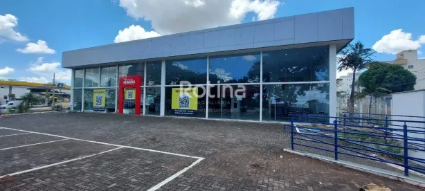 Ponto Comercial para alugar, 2714m² no Santa Mônica, Uberlândia