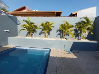 Casa com 3 Quartos à venda, 200m² no Parque das Videiras, Louveira