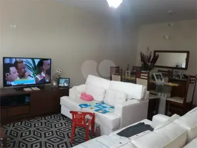 Sobrado com 3 Quartos à venda, 210m² no Esplanada Mendes Moraes, São Roque