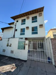 Casa com 3 Quartos para alugar, 110m² no Mirante da Lagoa, Macaé