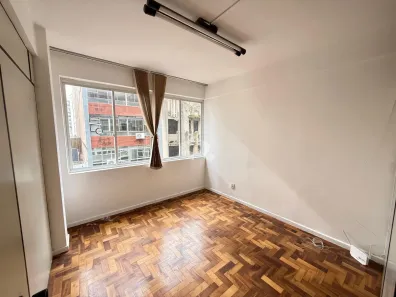 Sala Comercial à venda, 51m² no Centro Histórico, Porto Alegre