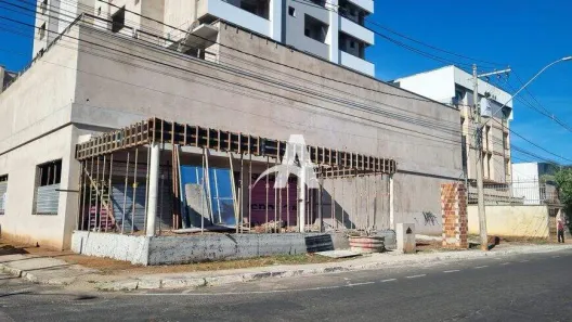Ponto Comercial para alugar, 47m² no Saraiva, Uberlândia