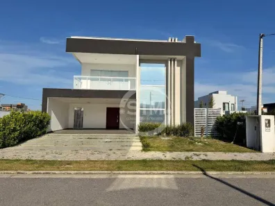 Casa de Condomínio com 3 Quartos à venda, 250m² no Ogiva, Cabo Frio