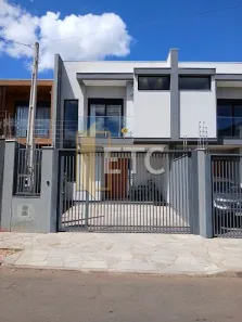 Casa com 3 Quartos à venda, 152m² no Igara, Canoas
