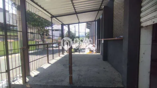 Ponto Comercial à venda, 40m² no Del Castilho, Rio de Janeiro