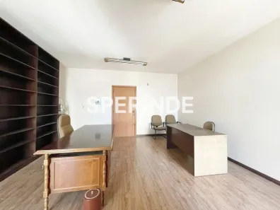 Sala Comercial para alugar, 31m² no Santa Cecília, Porto Alegre