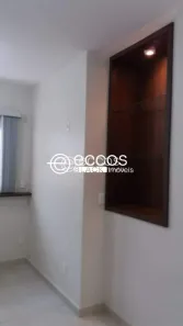 Casa de Condomínio com 3 Quartos para alugar, 175m² no Aclimação, Uberlândia
