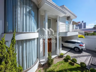 Casa com 3 Quartos à venda, 180m² no São Judas, Itajaí