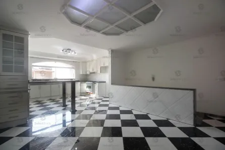 Sobrado com 3 Quartos à venda, 327m² no Vila Pires, Santo André