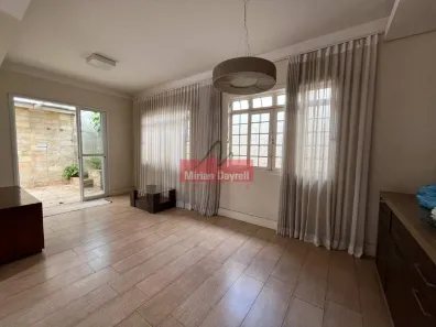 Casa com 3 Quartos à venda, 224m² no Nova Suíssa, Belo Horizonte