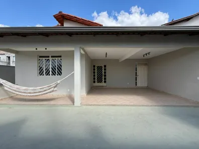Casa com 4 Quartos à venda, 150m² no Itacolomi, Betim