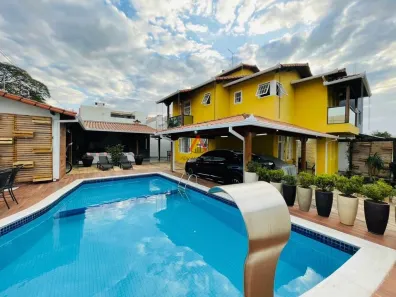 Casa com 3 Quartos à venda, 270m² no Espírito Santo, Betim