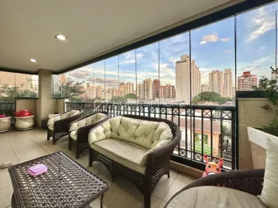 Apartamento com 3 Quartos à venda, 180m² no Vila Nova Conceição, São Paulo