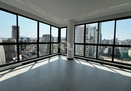 Apartamento com 4 Quartos à venda, 290m² no Meia Praia, Itapema