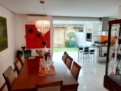 Casa com 3 Quartos à venda, 330m² no Jardim Itu, Porto Alegre