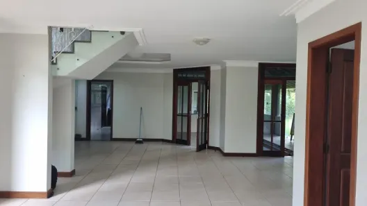 Casa de Condomínio com 4 Quartos à venda, 600m² no Val-de-Cães, Belém