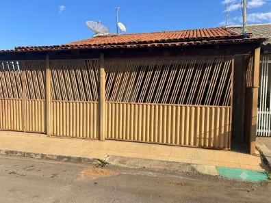 Casa com 3 Quartos à venda, 128m² no Paranoá, Brasília