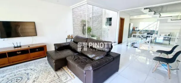 Sobrado com 3 Quartos à venda, 225m² no Montanhão, São Bernardo do Campo