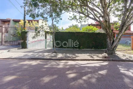Casa com 2 Quartos à venda, 462m² no Novo Mundo, Curitiba