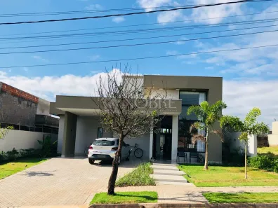 Casa de Condomínio com 4 Quartos à venda, 220m² no Condomínio Itirapua, Marialva