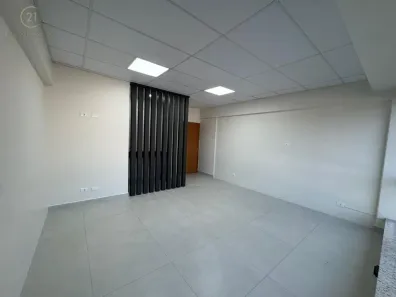 Sala Comercial para alugar, 28m² no Centro, Londrina