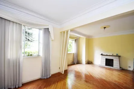 Casa com 3 Quartos à venda, 350m² no Jardim América, São Paulo