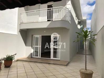 Sobrado com 3 Quartos à venda, 255m² no Vila Brasílio Machado, São Paulo