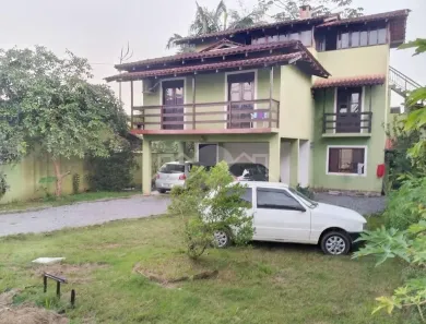 Casa com 3 Quartos à venda, 362m² no Boehmerwald, Joinville