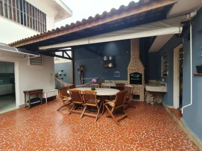 Sobrado com 3 Quartos à venda, 197m² no Vila Madalena, São Paulo