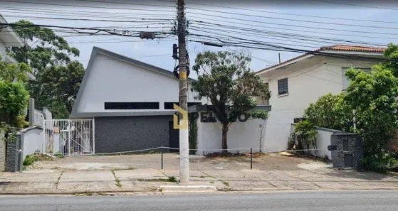 Imóvel Comercial para alugar, 226m² no Pacaembu, São Paulo