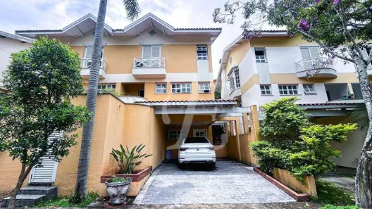 Casa de Condomínio com 4 Quartos à venda, 326m² no Jardim Barbacena, Cotia