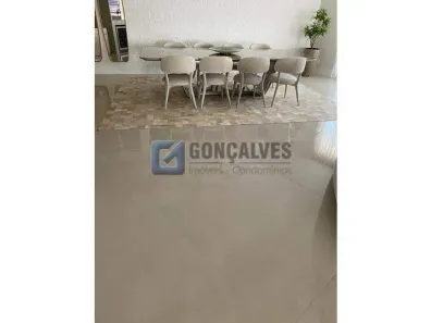 com 4 Quartos à venda, 327m² no Campestre, Santo André