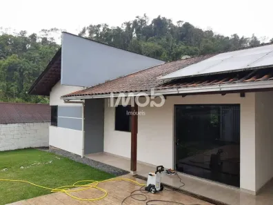 Casa com 3 Quartos à venda, 100m² no Tifa Martins, Jaraguá do Sul